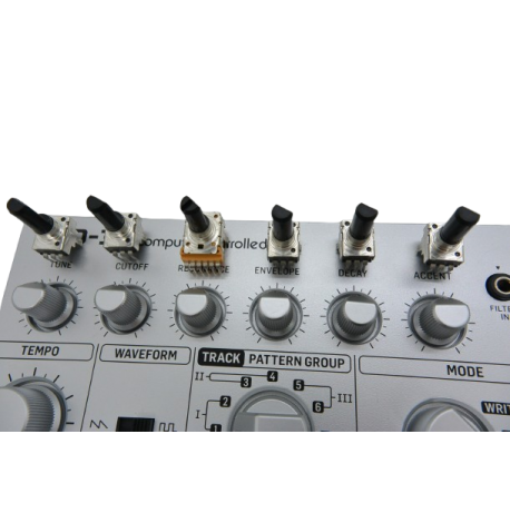 TD-3, Lot de 6 potentiomètres Behringer TD-3