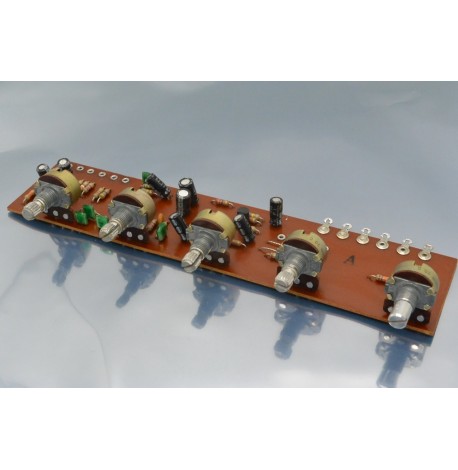 Boss KM-60, Carte de potentiomètres de canal Roland KM-60
